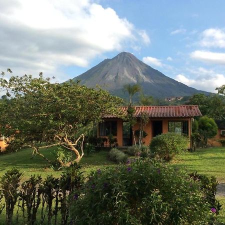 Cabinas Los Guayabos La Fortuna Exterior foto