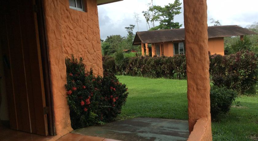 Cabinas Los Guayabos La Fortuna Quarto foto