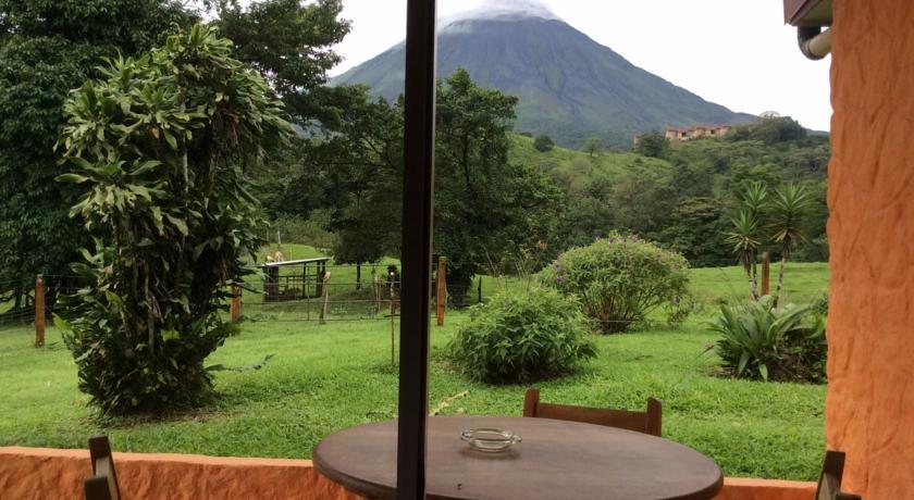 Cabinas Los Guayabos La Fortuna Exterior foto