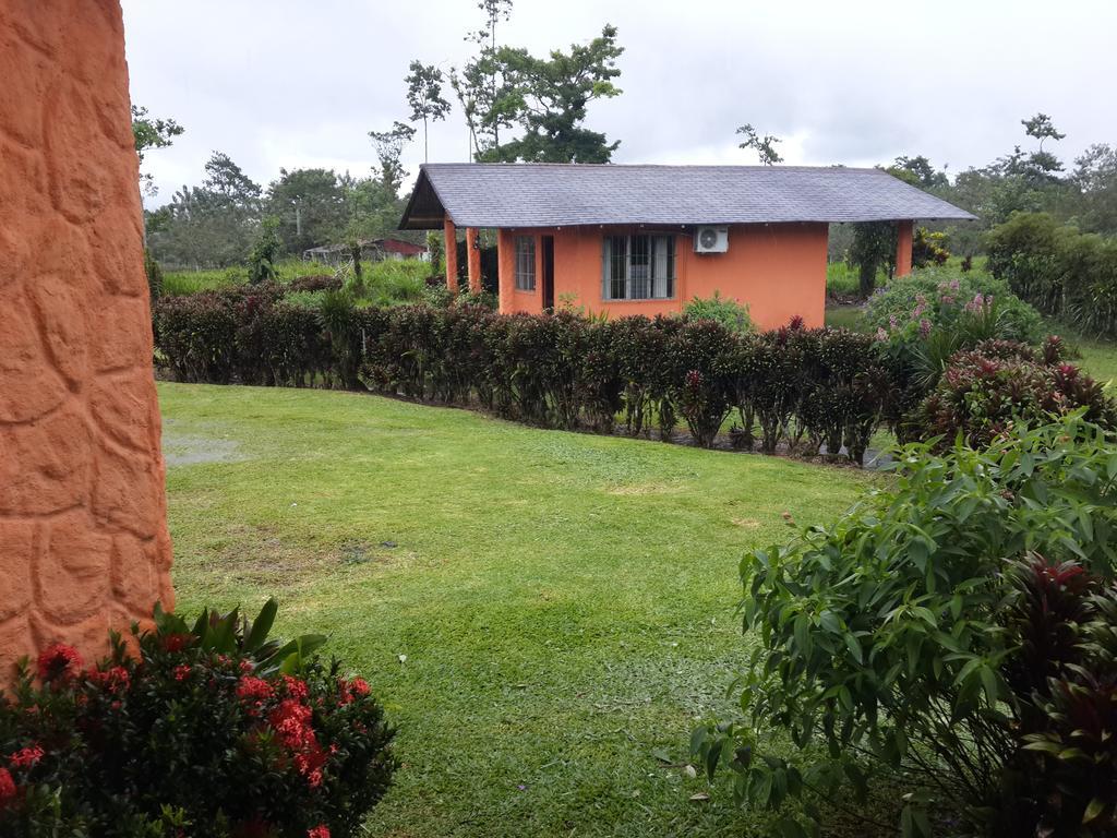Cabinas Los Guayabos La Fortuna Exterior foto
