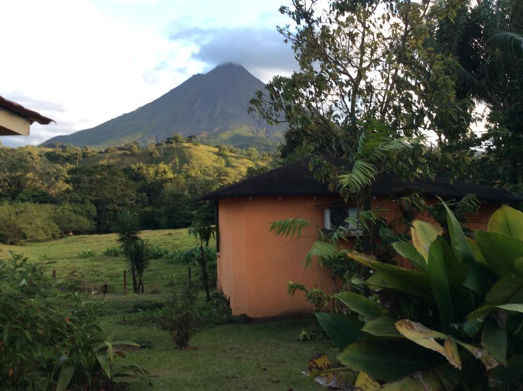 Cabinas Los Guayabos La Fortuna Exterior foto