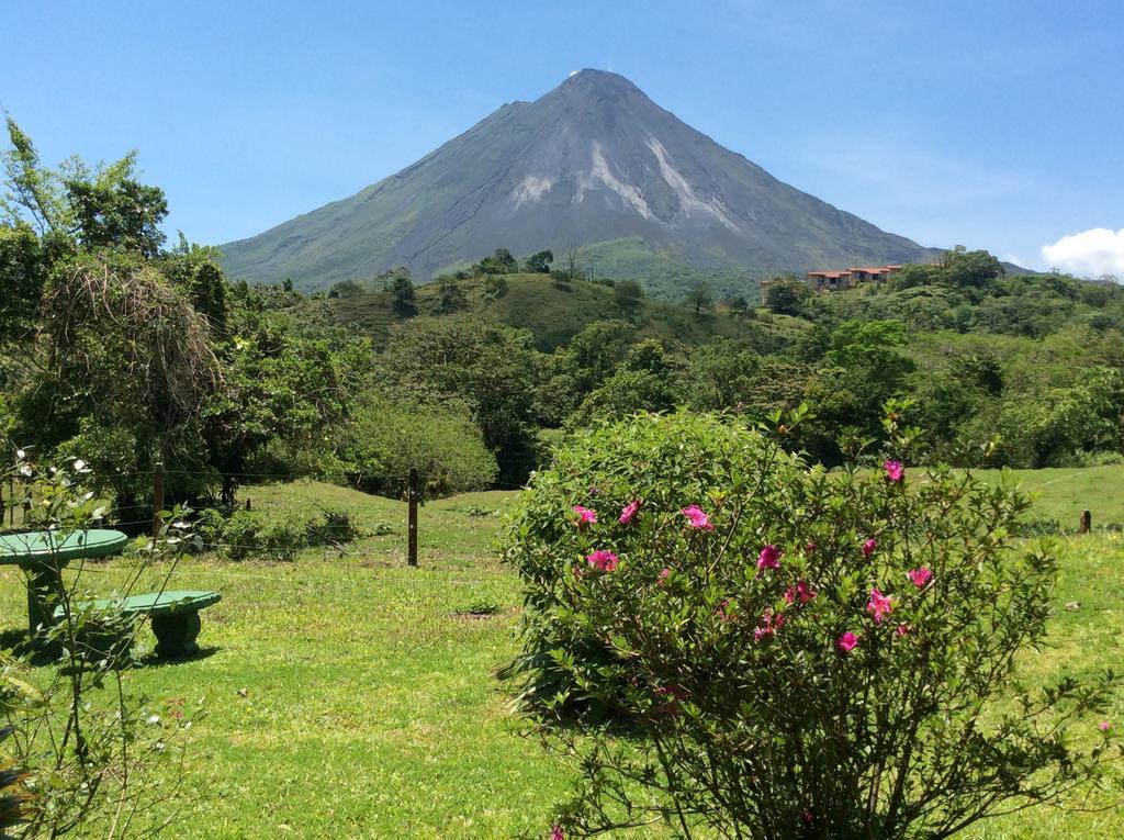 Cabinas Los Guayabos La Fortuna Exterior foto