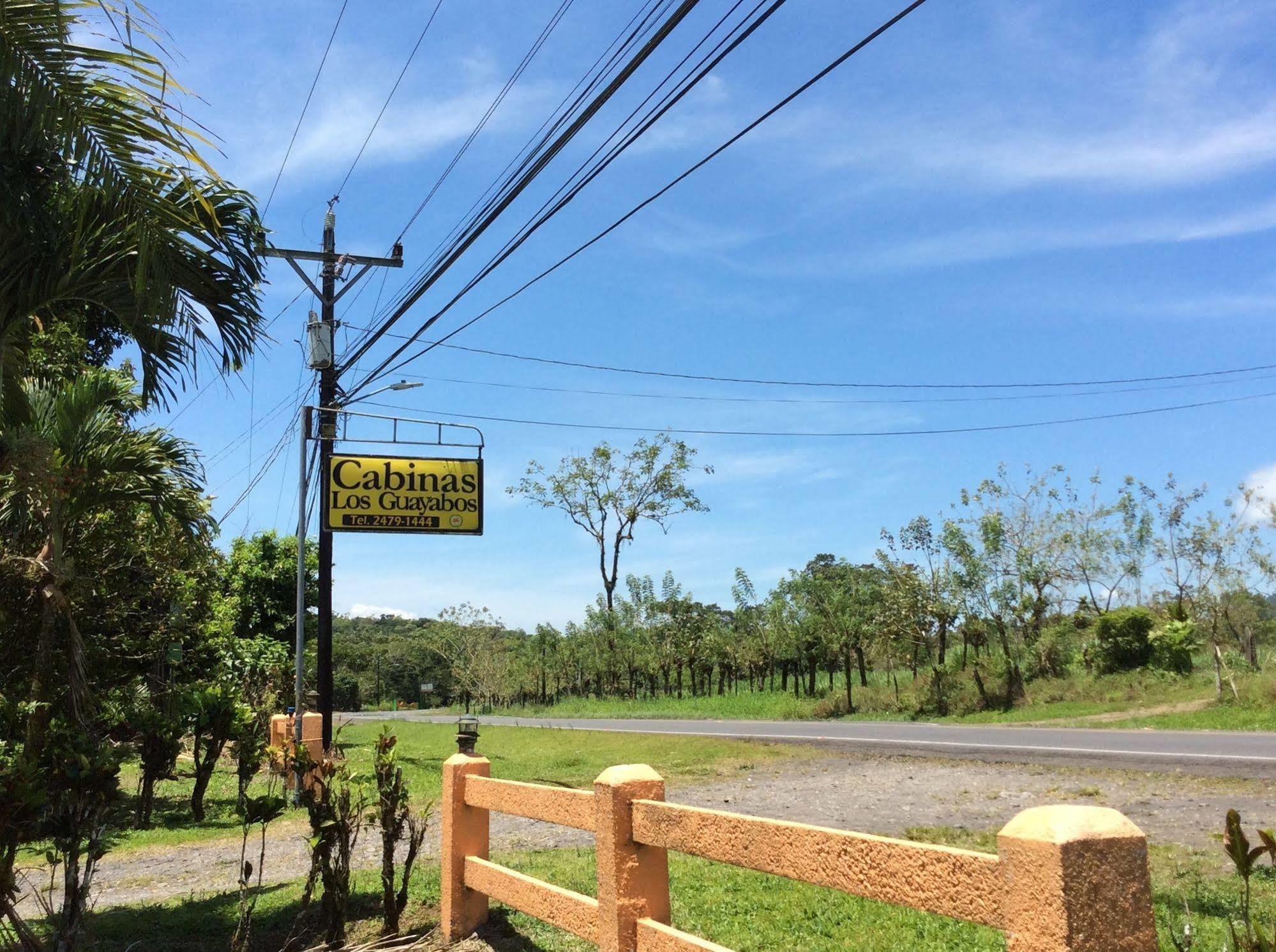 Cabinas Los Guayabos La Fortuna Exterior foto