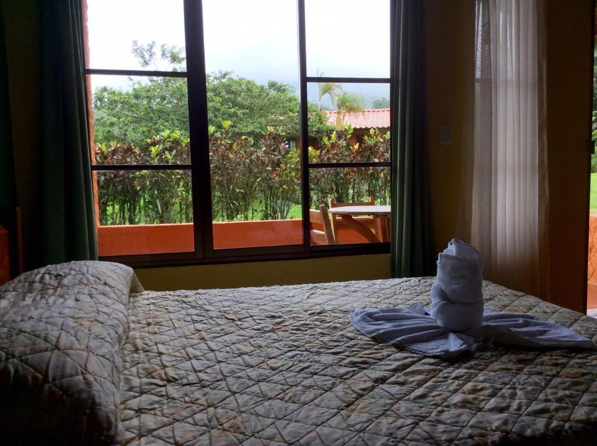 Cabinas Los Guayabos La Fortuna Exterior foto